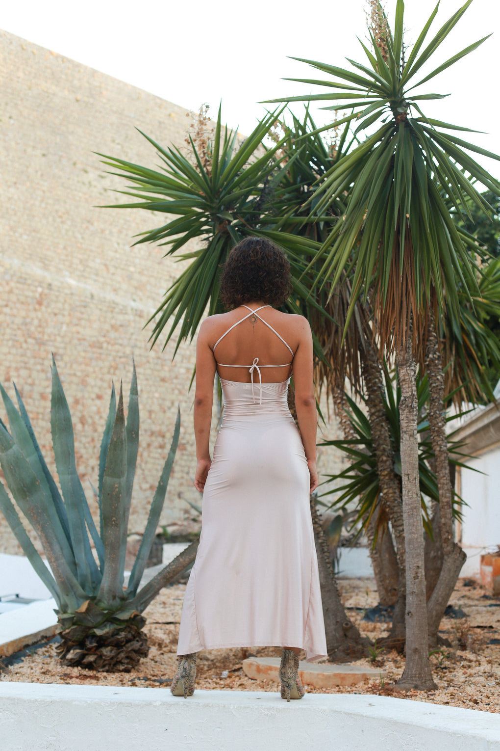Atame Front Slit White Dress Back View - Audace Manifesto