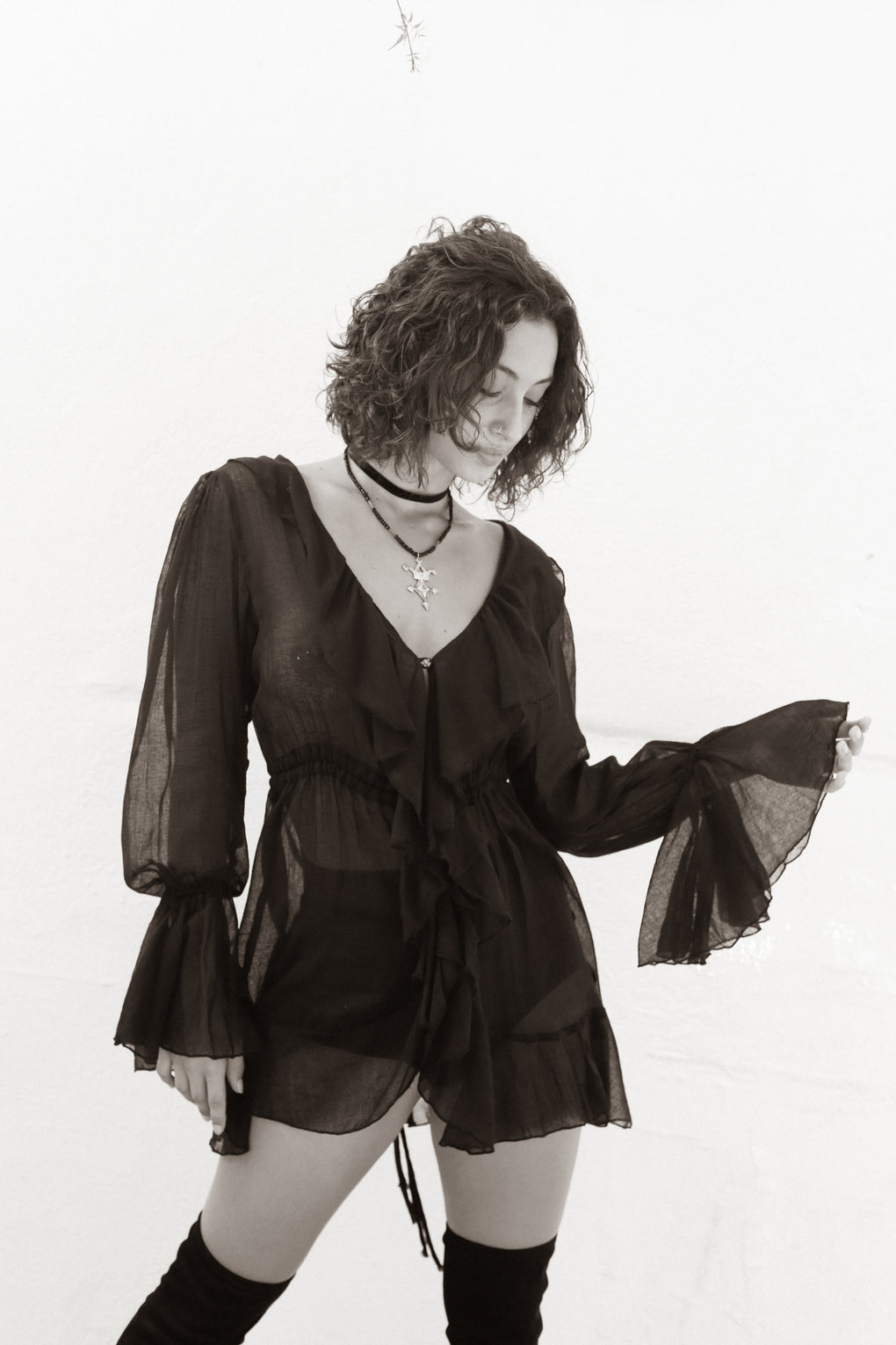 Black ruffled mini dress Olivia - Audace Manifesto